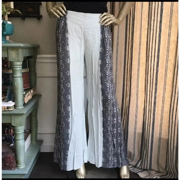 Free People Bandana Print Wide Leg Low Rise Pants Size XS - Picture 1 of 7